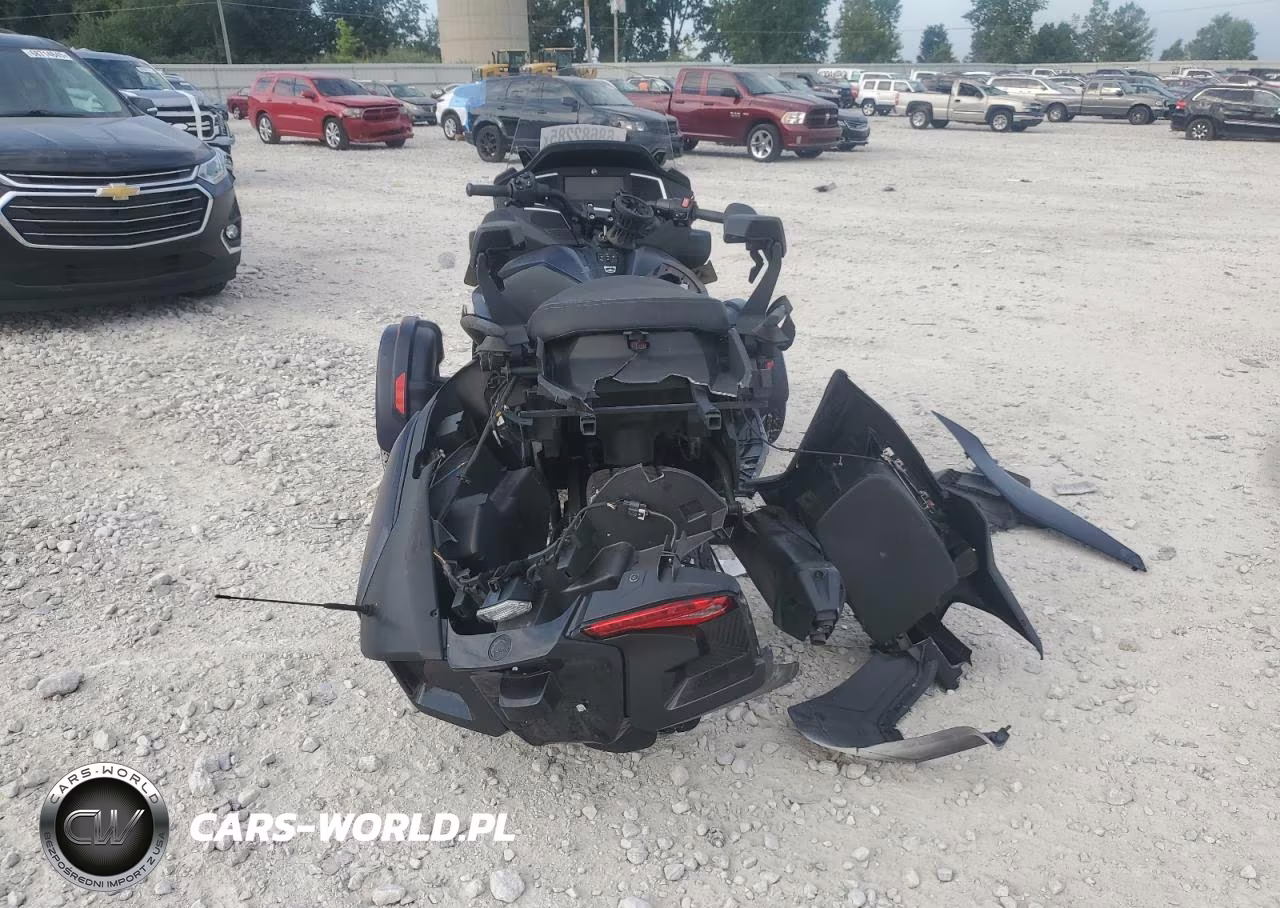 2022 Can-Am Spyder Roadster Rt VIN:2BXNBDD25NV007033 - 4