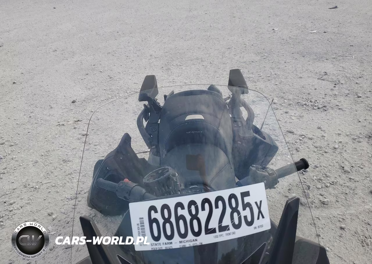 2022 Can-Am Spyder Roadster Rt VIN:2BXNBDD25NV007033 - 5