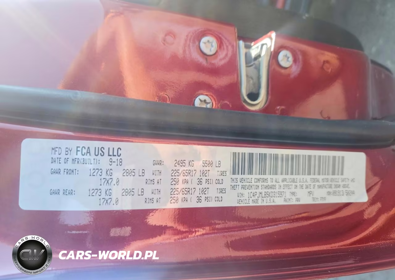 2019 Jeep Cherokee Latitude Plus VIN:1C4PJMLB5KD315971 - 13