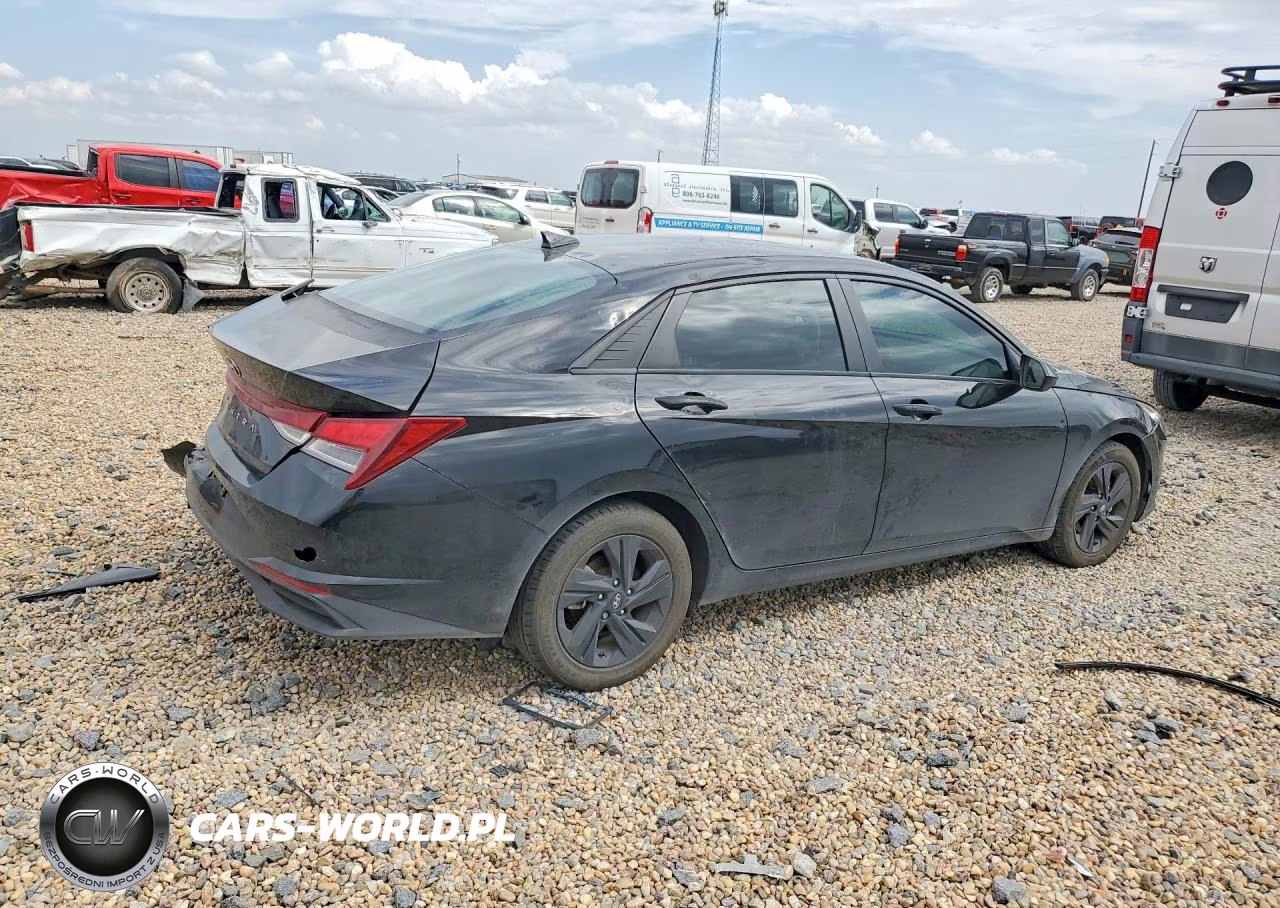 2022 Hyundai Elantra Sel VIN:KMHLM4AG0NU322024 - 3