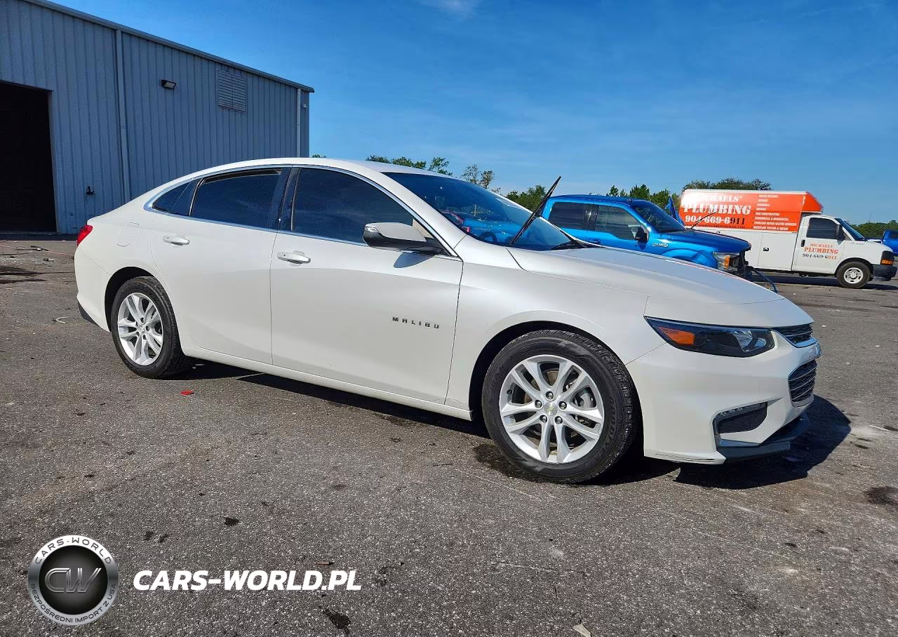 2018 Chevrolet Malibu Lt VIN:1G1ZD5ST6JF210951 - 4