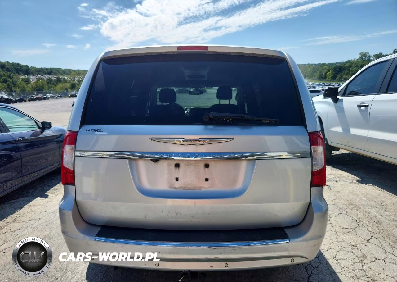 2011 Chrysler Town & Country Touring L VIN:2A4RR8DG2BR721877 - 6