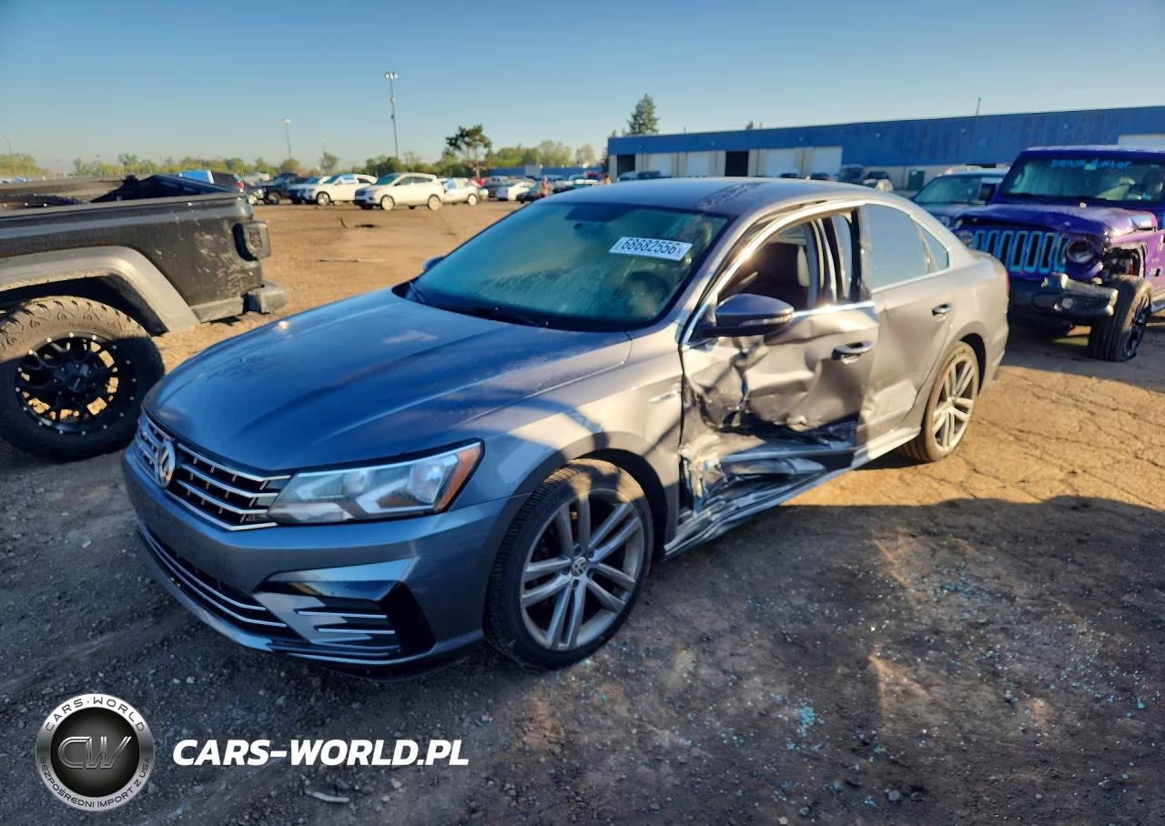 2017 Volkswagen Passat R-Line