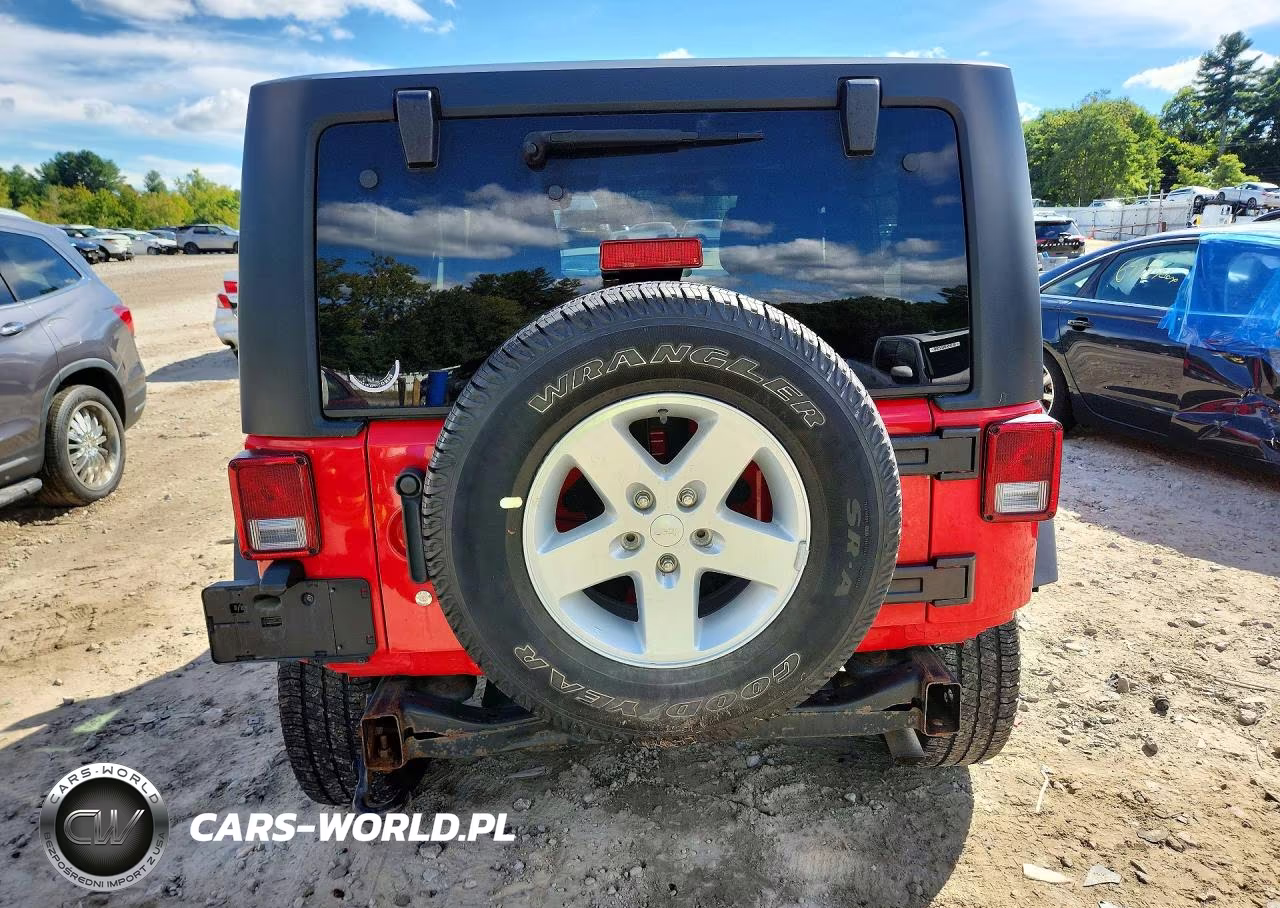 2016 Jeep Wrangler Sport VIN:1C4AJWAG7GL269623 - 6