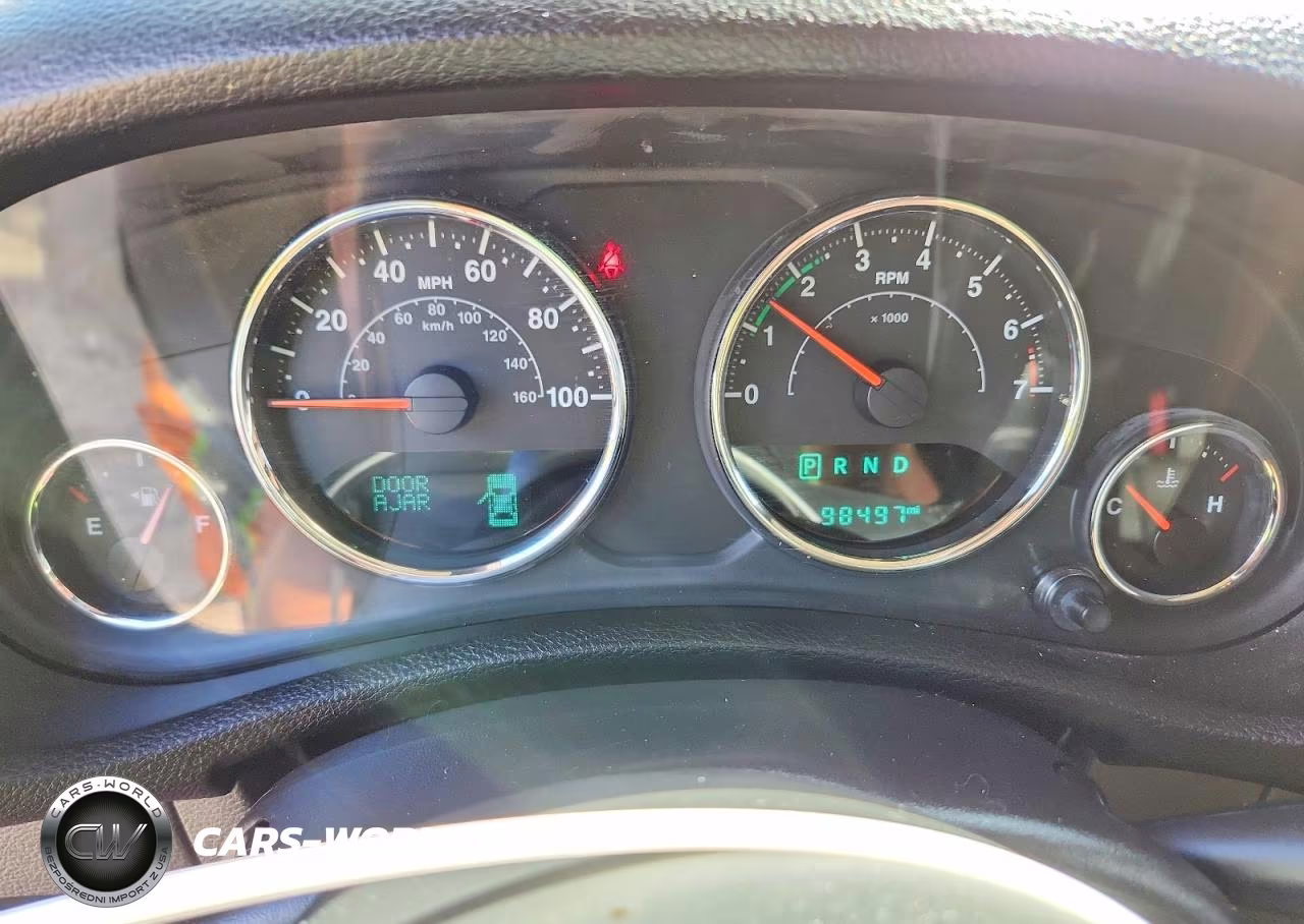 2016 Jeep Wrangler Sport VIN:1C4AJWAG7GL269623 - 9