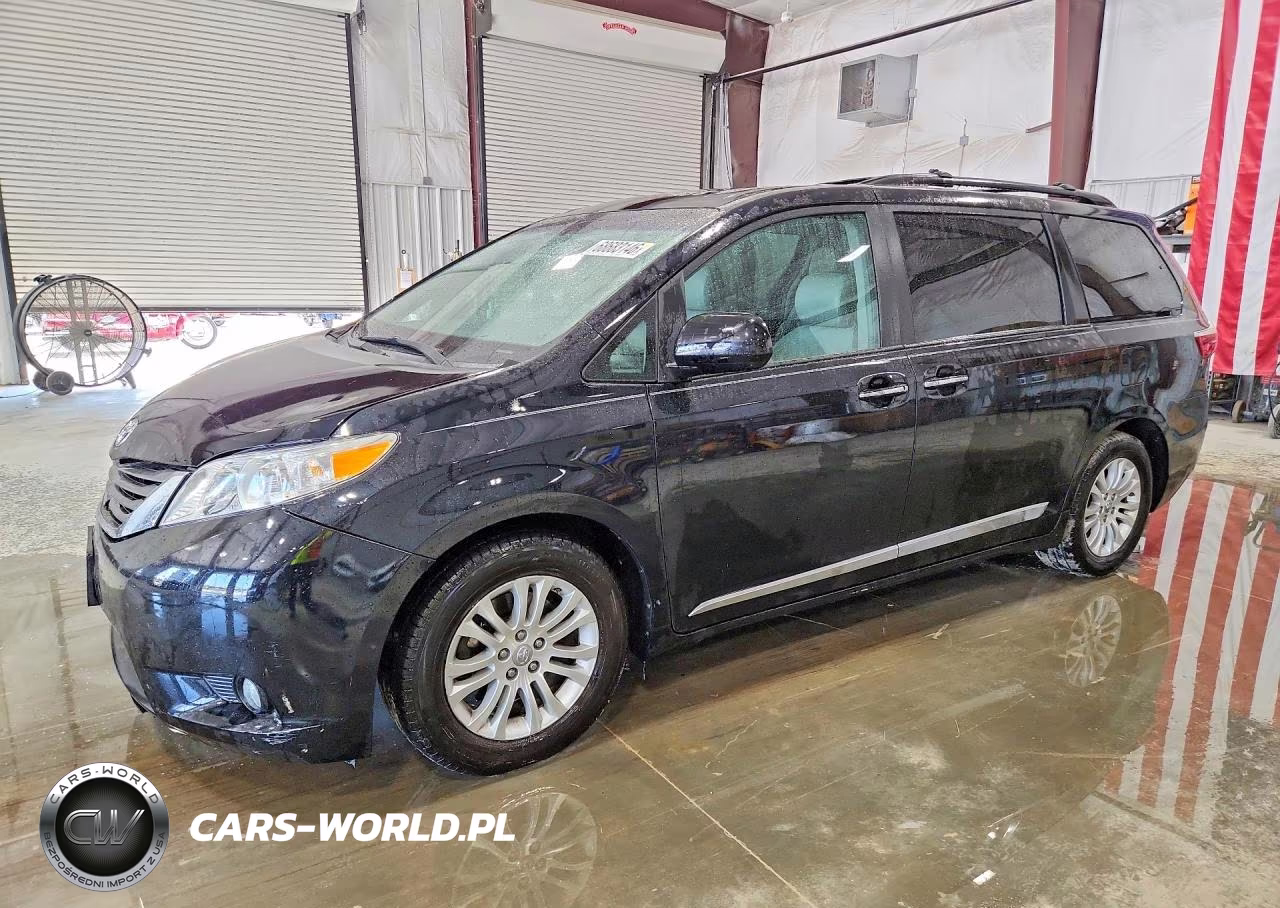 2017 Toyota Sienna Xle 8-Passenger – zdjęcie 1 z 13