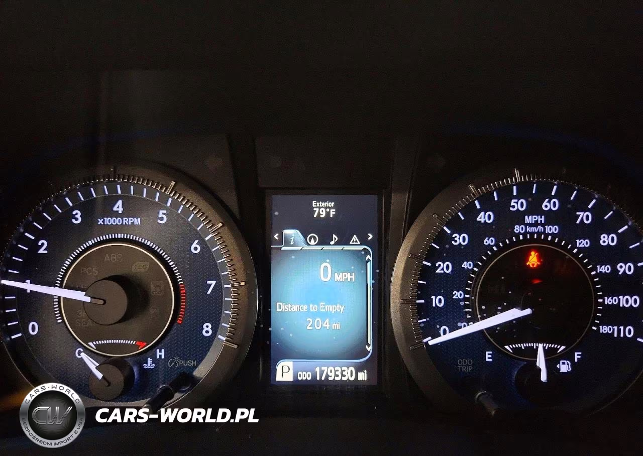2017 Toyota Sienna Xle 8-Passenger VIN:5TDYZ3DC7HS817246 - 9