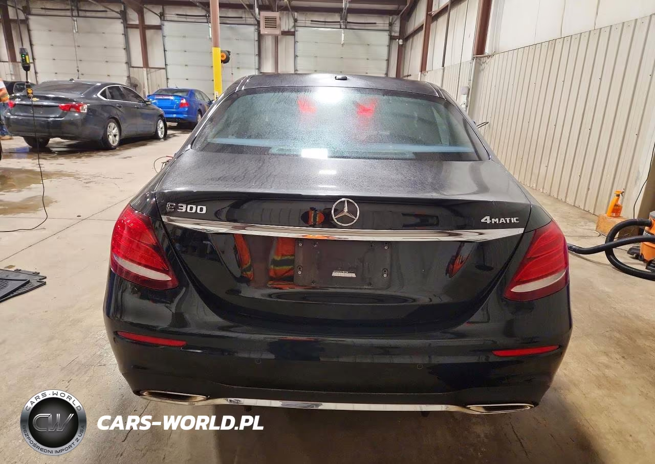 2017 Mercedes-Benz E 300 4Matic VIN:WDDZF4KBXHA182734 - 6