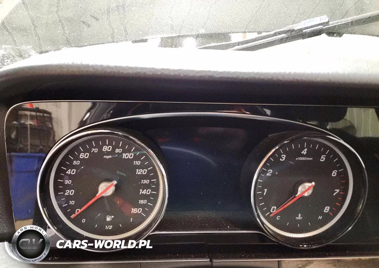 2017 Mercedes-Benz E 300 4Matic VIN:WDDZF4KBXHA182734 - 9