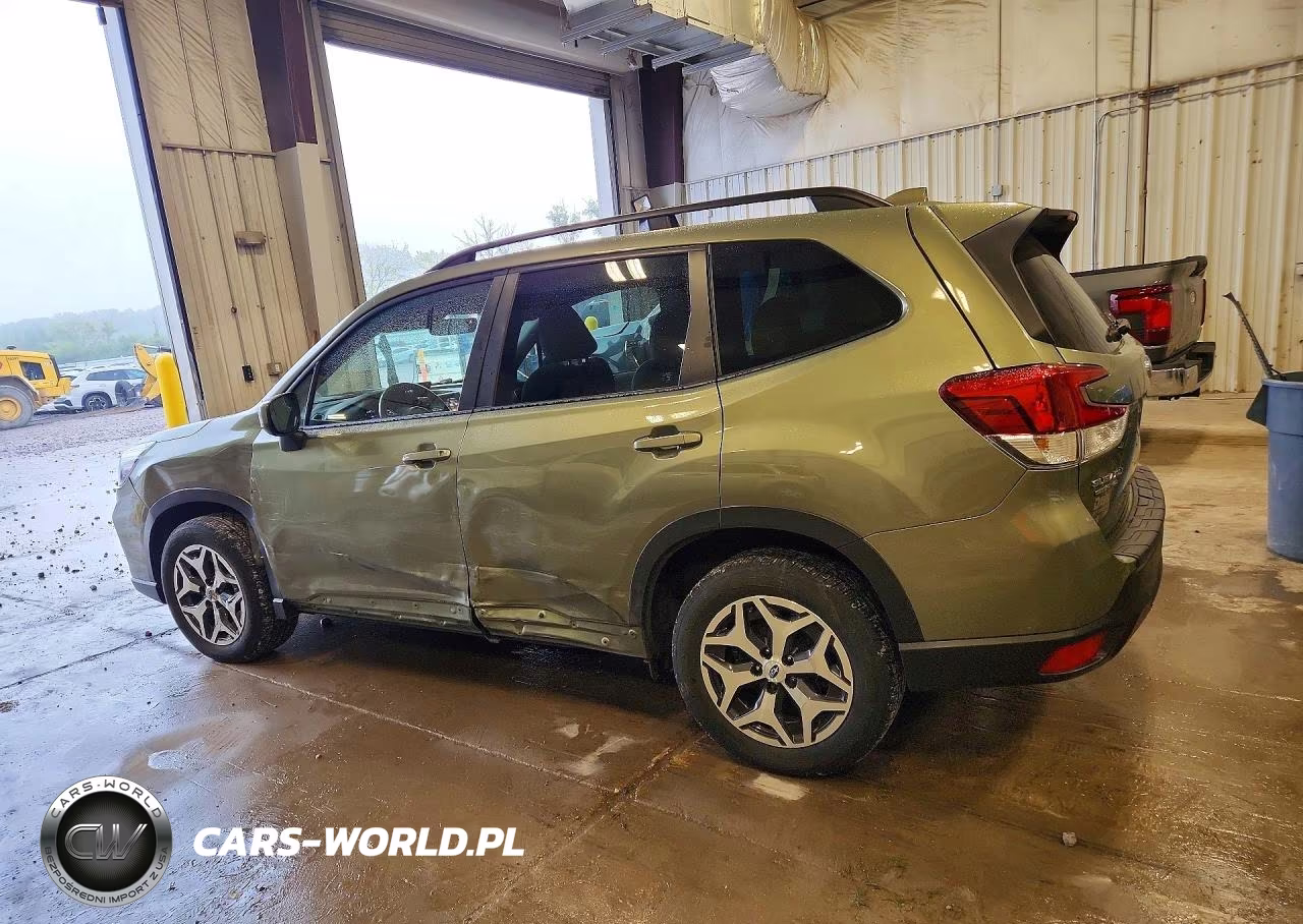 2020 Subaru Forester Premium VIN:JF2SKAJC5LH519375 - 2