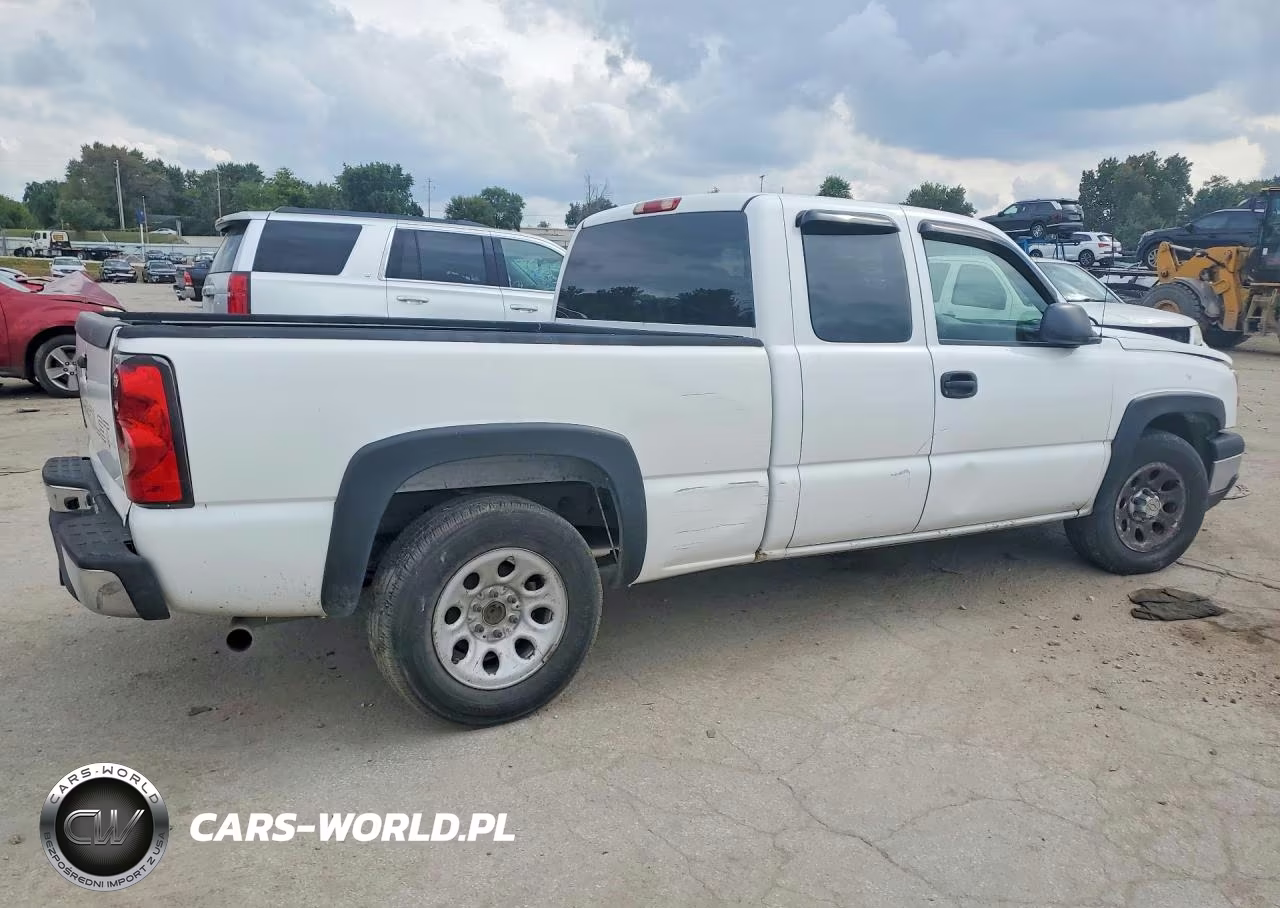 2006 Chevrolet Silverado C1500 VIN:1GCEC19X86Z106185 - 3