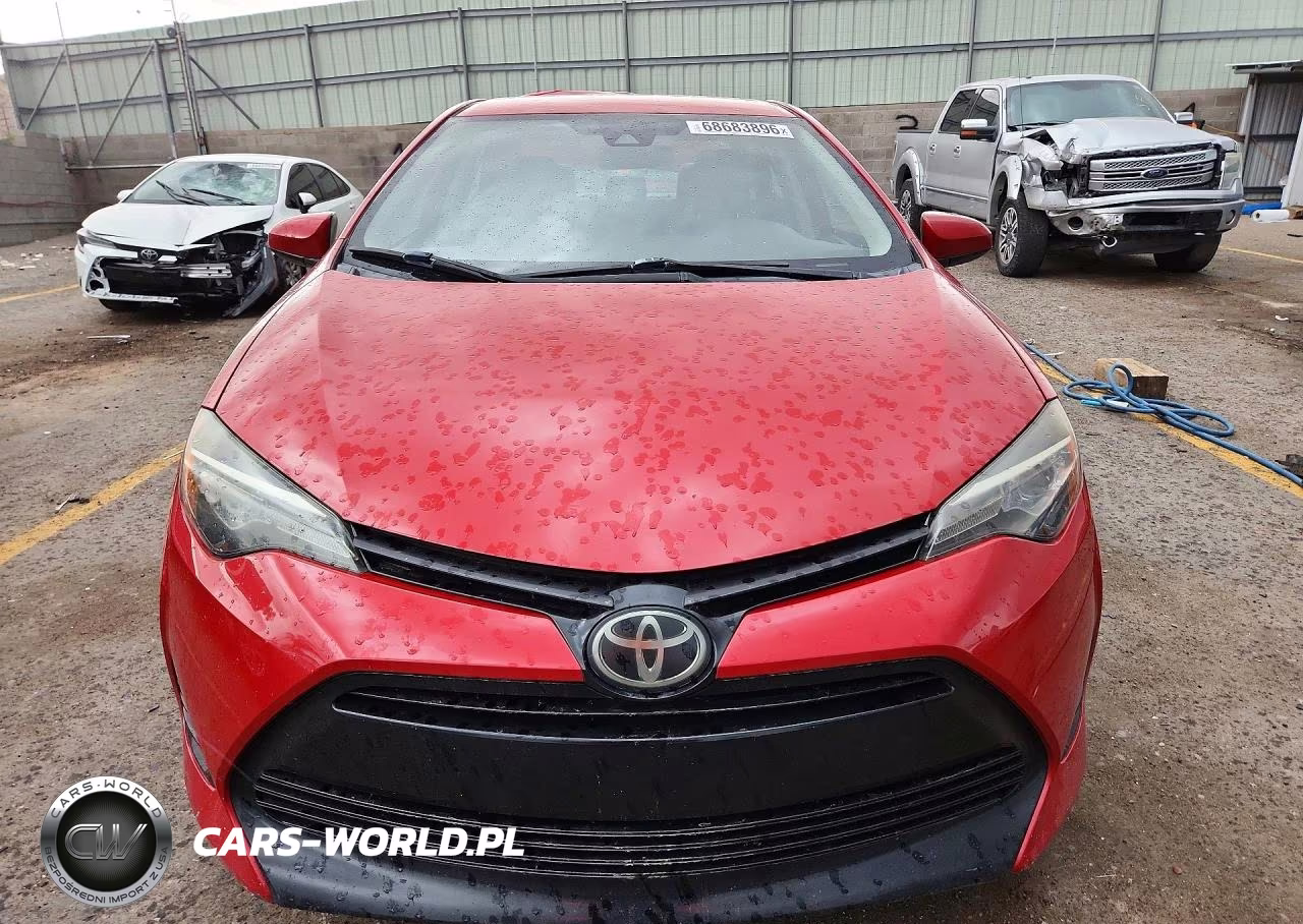 2017 Toyota Corolla Le VIN:2T1BURHEXHC858000 - 5