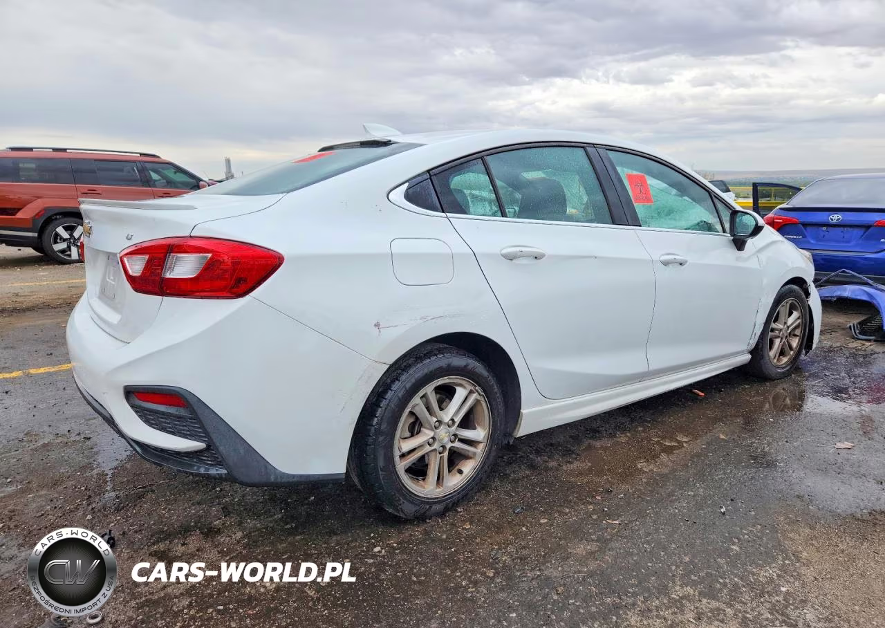2017 Chevrolet Cruze Lt VIN:1G1BE5SM7H7269132 - 3