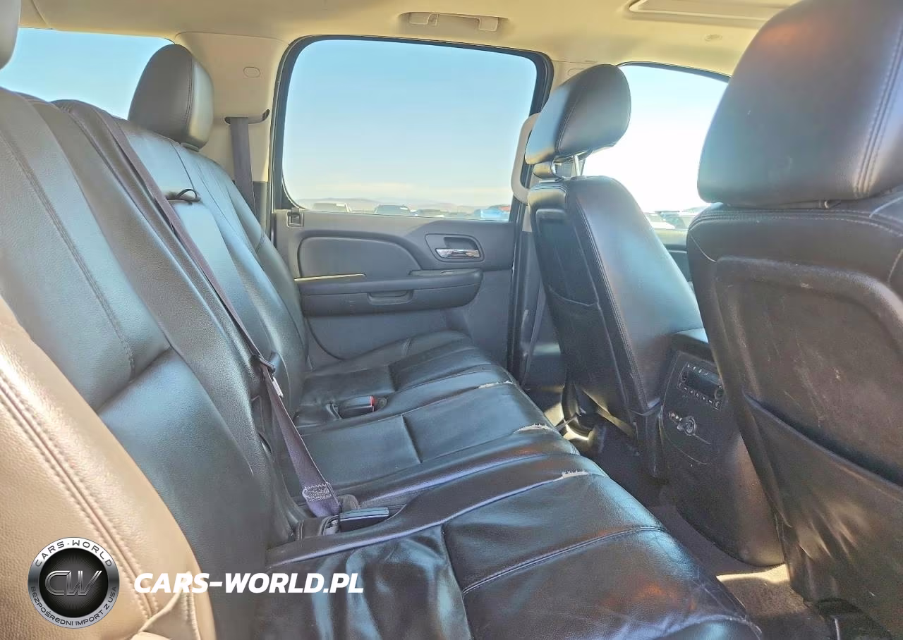 2013 Chevrolet Suburban K1500 Lt VIN:1GNSKJE76DR353219 - 11