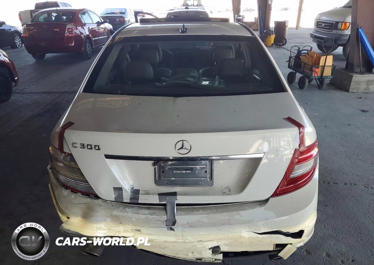 2011 Mercedes-Benz C 300 VIN:WDDGF5EB5BR153272 - 6