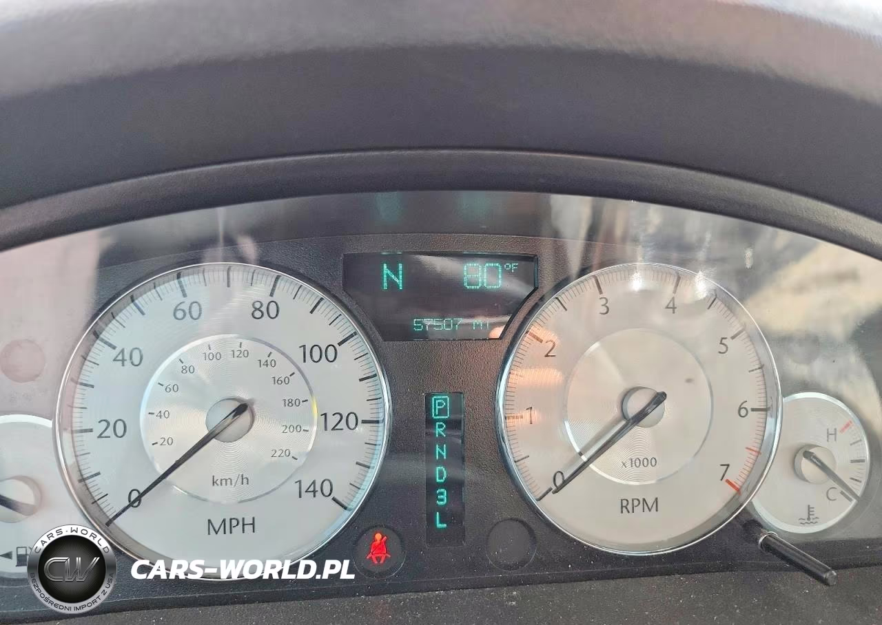 2010 Chrysler 300 S VIN:2C3CA2CVXAH297793 - 9
