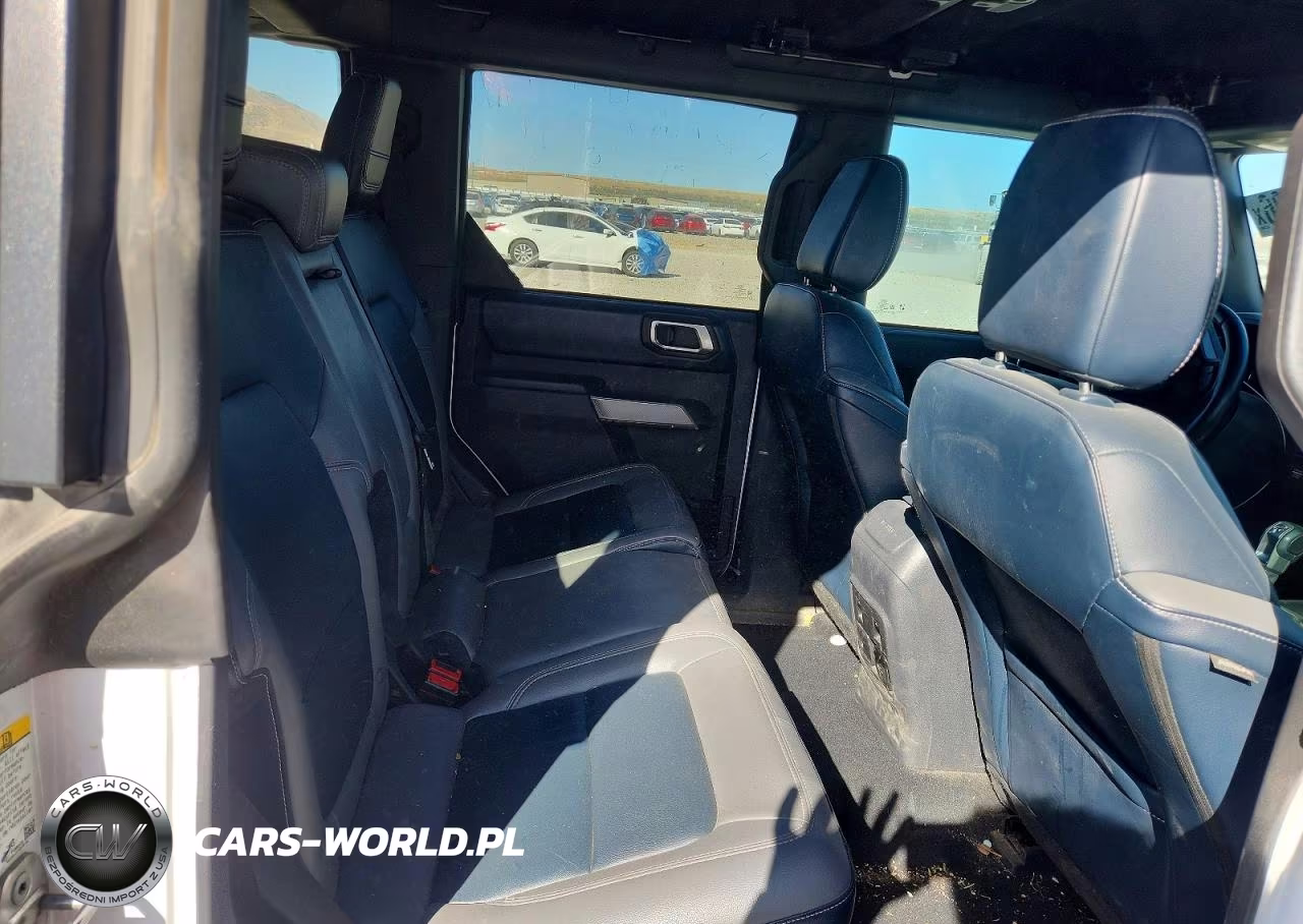 2021 Ford Bronco Base VIN:1FMEE5DP0MLA67709 - 10