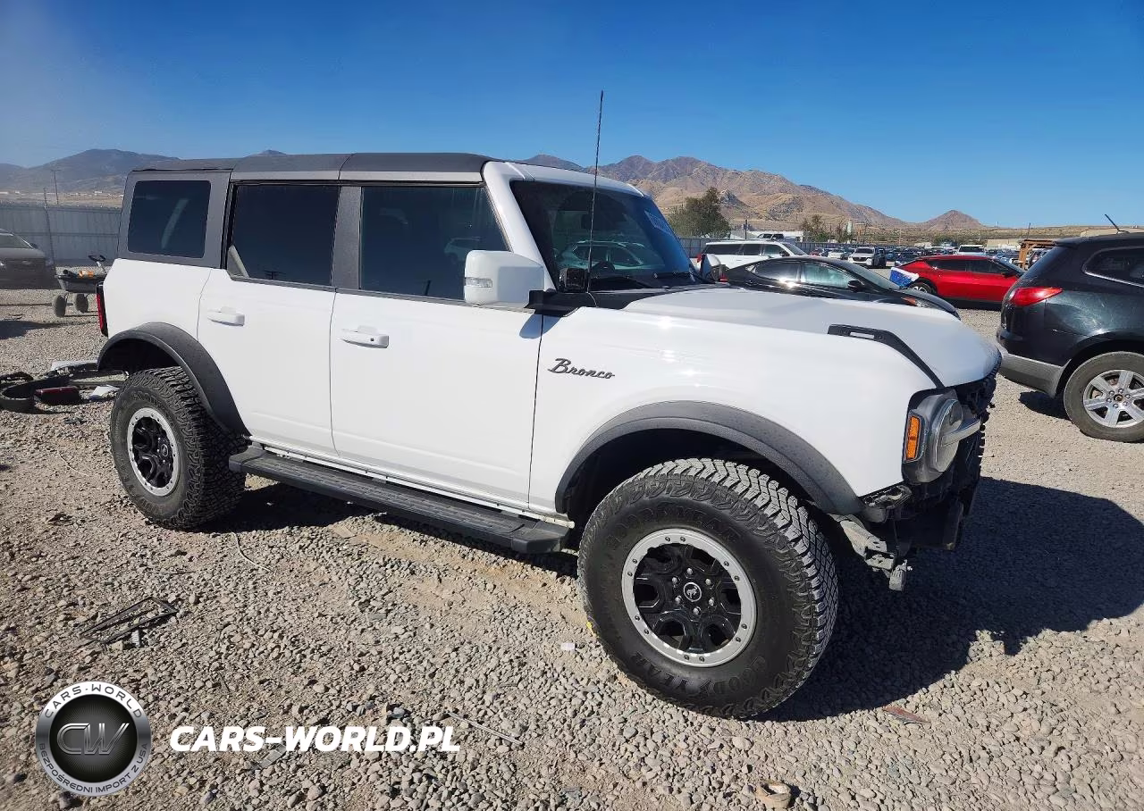 2021 Ford Bronco Base VIN:1FMEE5DP0MLA67709 - 4