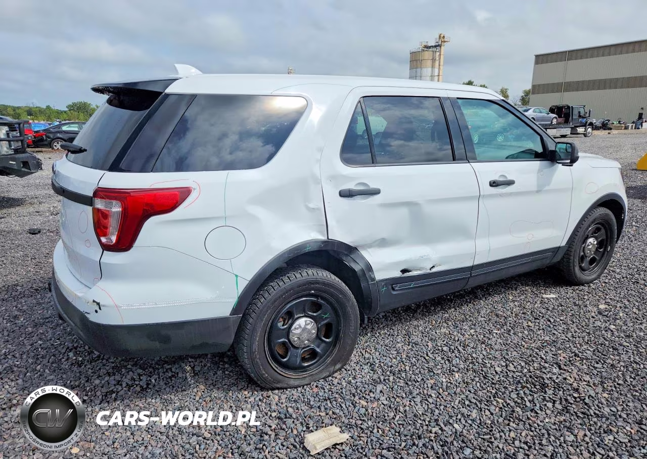 2017 Ford Explorer Police Interceptor VIN:1FM5K8AR0HGE14048 - 3