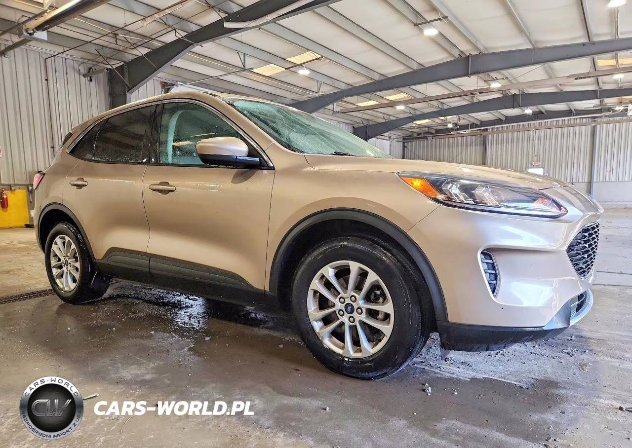 2021 Ford Escape Se VIN:1FMCU0G69MUA67864 - 4