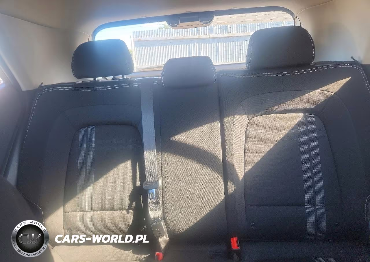 2026 Hyundai Venue Sel VIN:KMHRC8A37TU427531 - 10