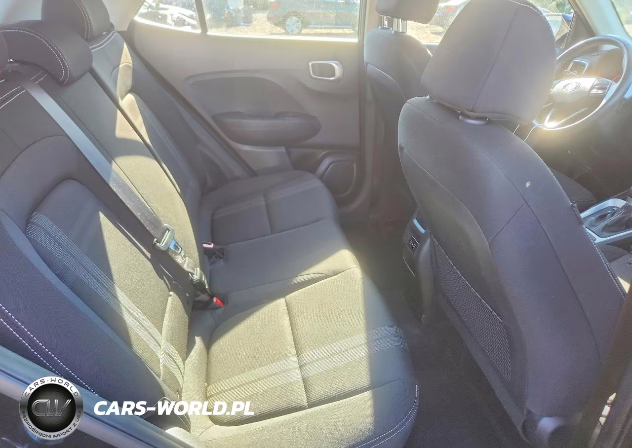 2026 Hyundai Venue Sel VIN:KMHRC8A37TU427531 - 11