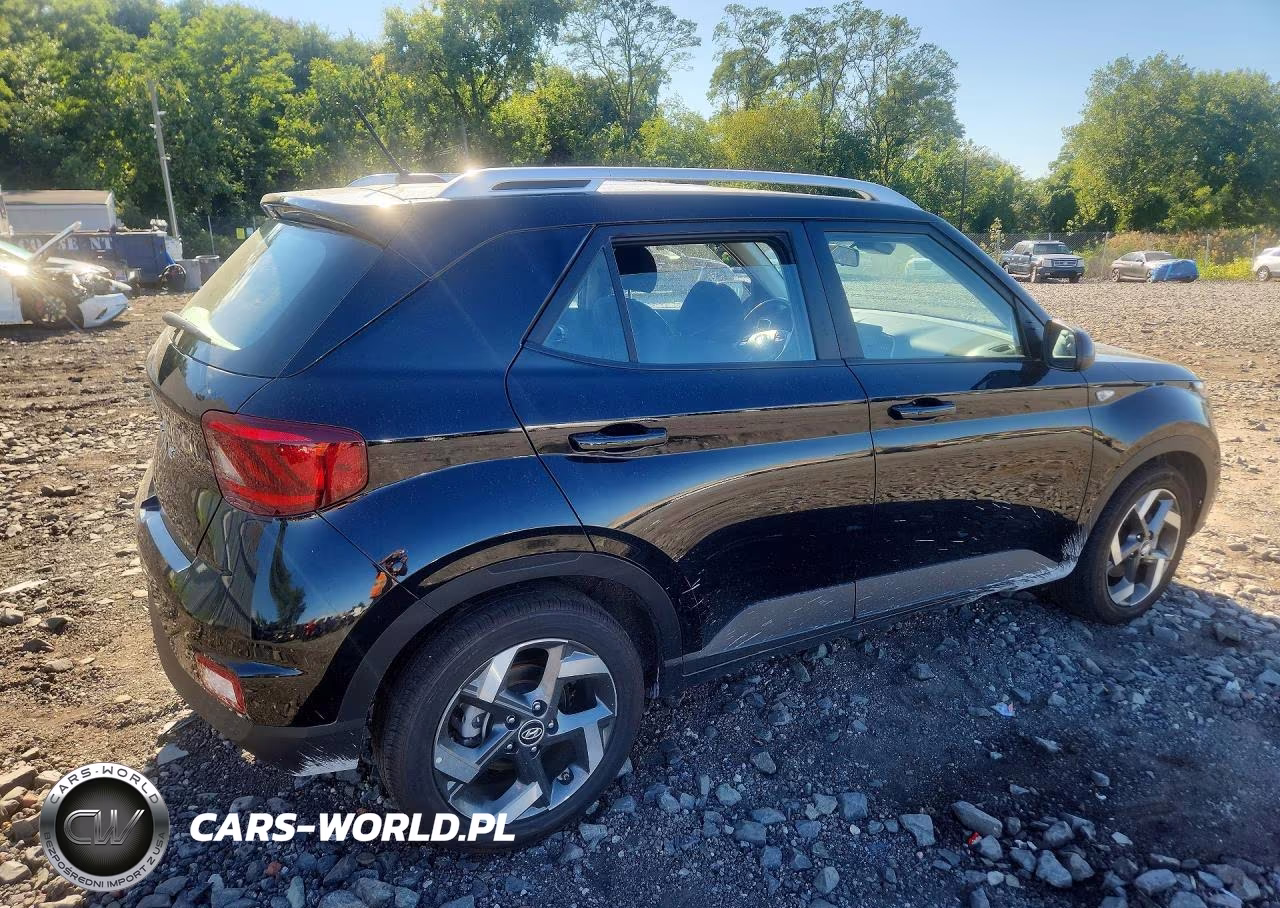 2026 Hyundai Venue Sel VIN:KMHRC8A37TU427531 - 3