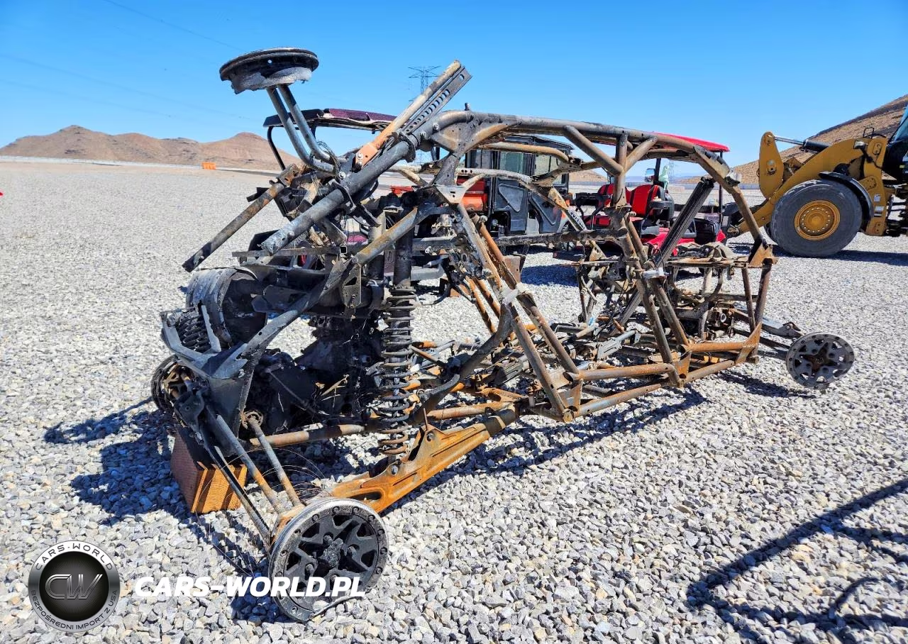 2024 Can-Am Maverick X3 Utility Vehicle VIN:3JBVKAY44RE001320 - 4