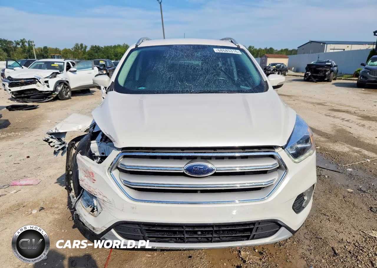 2019 Ford Escape Titanium VIN:1FMCU0J98KUA15075 - 5
