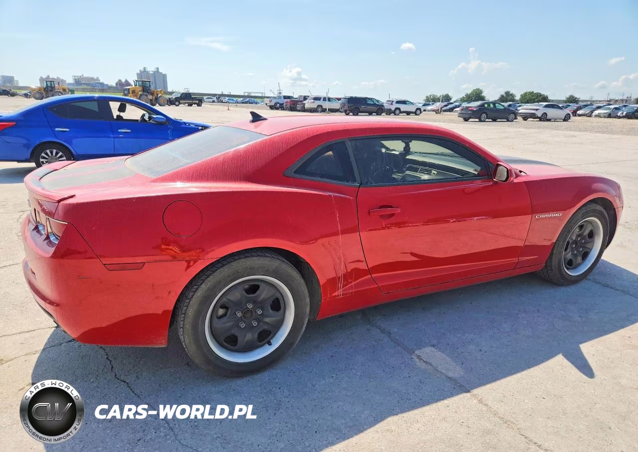 2012 Chevrolet Camaro Ls VIN:2G1FA1E39C9132029 - 3