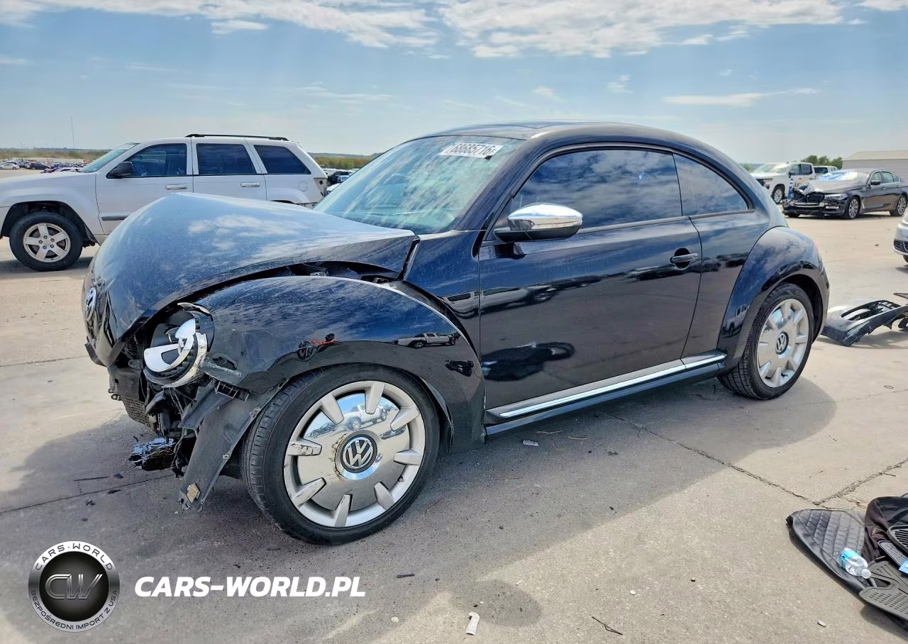 2013 Volkswagen Beetle VIN:3VWJP7AT4DM653612 - 1