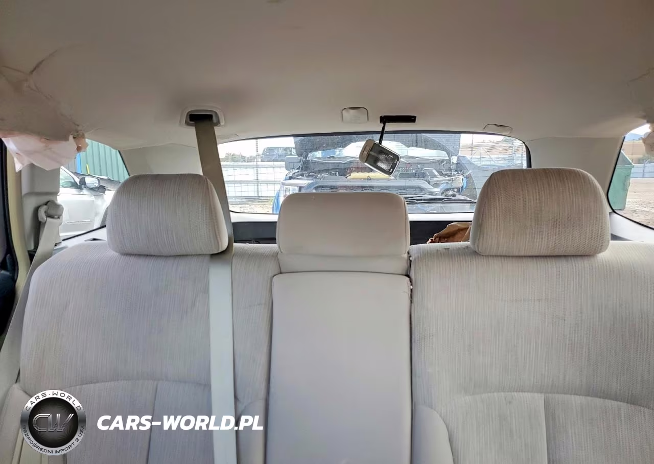 2014 Subaru Outback 2.5I Premium VIN:4S4BRCCC3E3217260 - 10