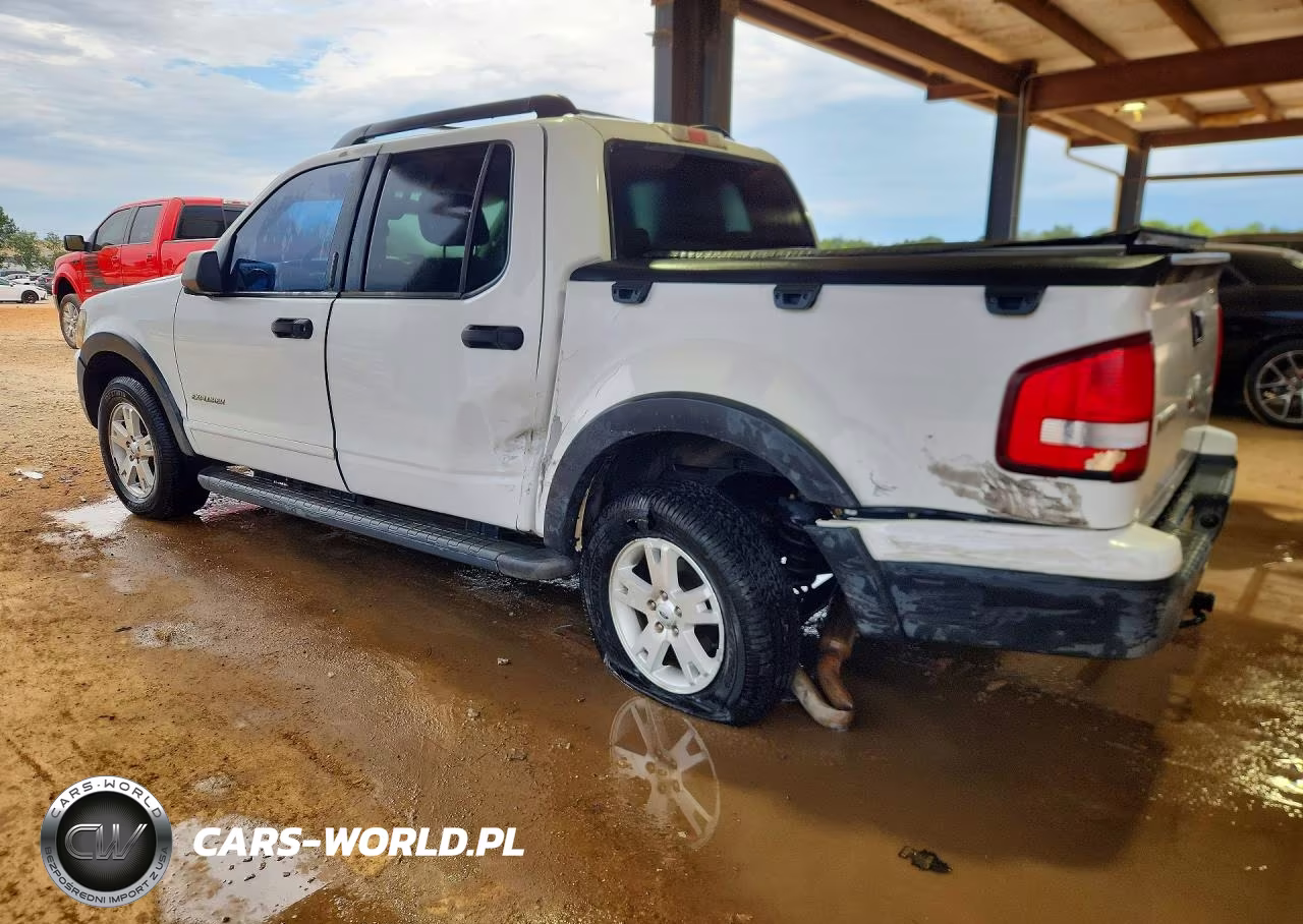 2007 Ford Explorer Sport Trac Xlt VIN:1FMEU31K67UA11885 - 2