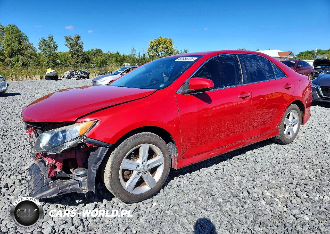 2013 Toyota Camry Se – zdjęcie 1 z 13