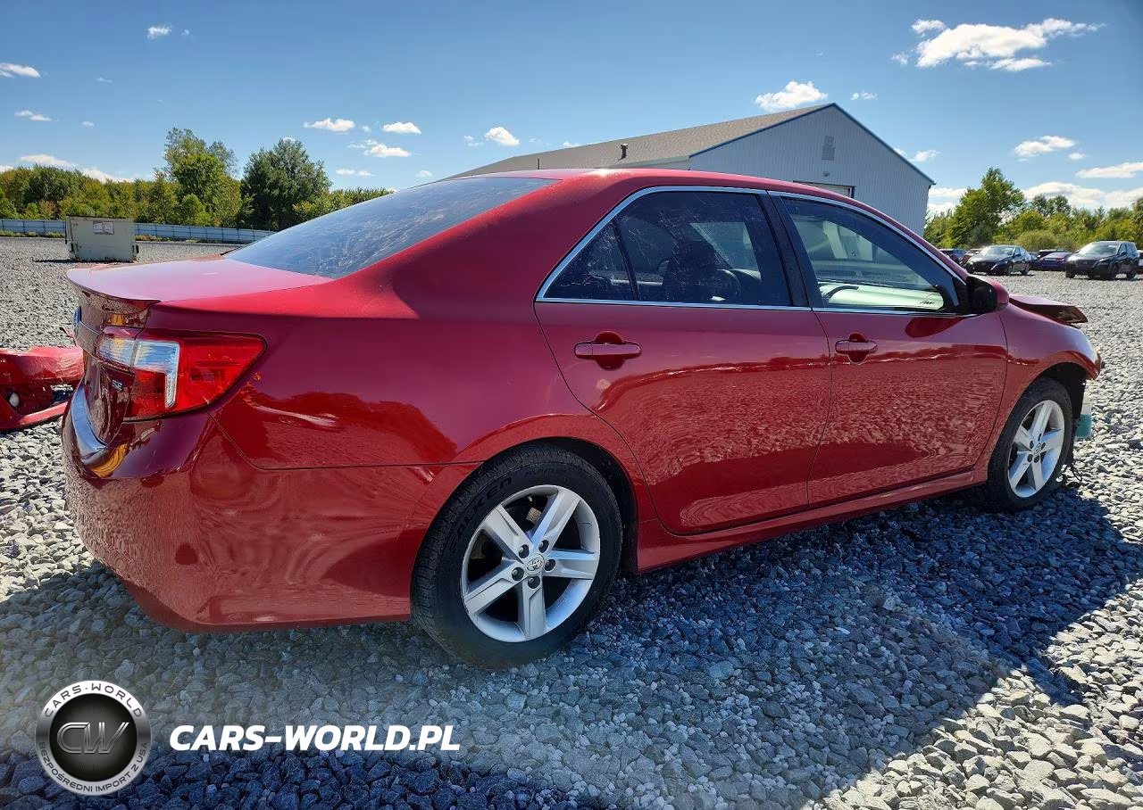 2013 Toyota Camry Se VIN:4T1BF1FK2DU725972 - 3