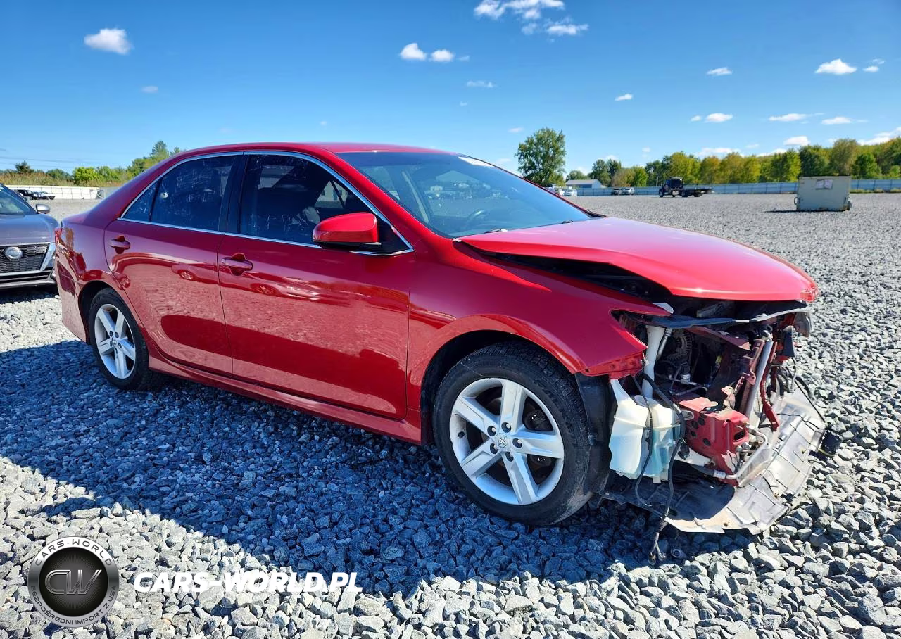 2013 Toyota Camry Se VIN:4T1BF1FK2DU725972 - 4