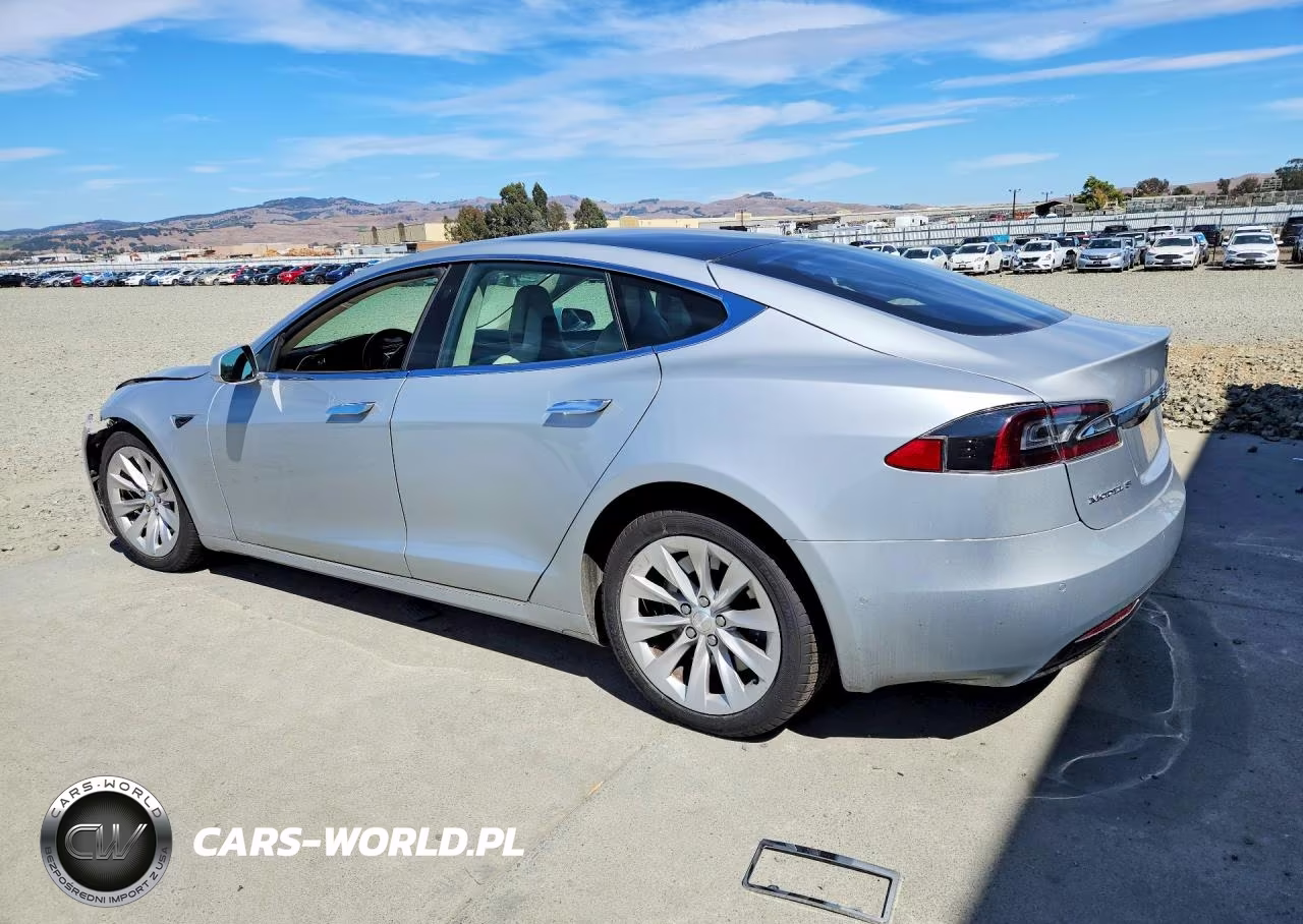 2017 Tesla Model S VIN:5YJSA1E13HF224972 - 2