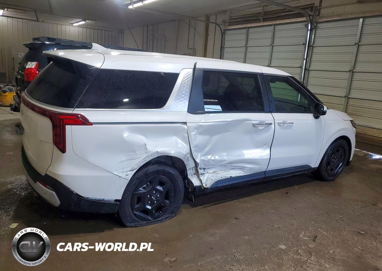 2026 Kia Carnival Lxs VIN:KNDNB5K32T6554145 - 3