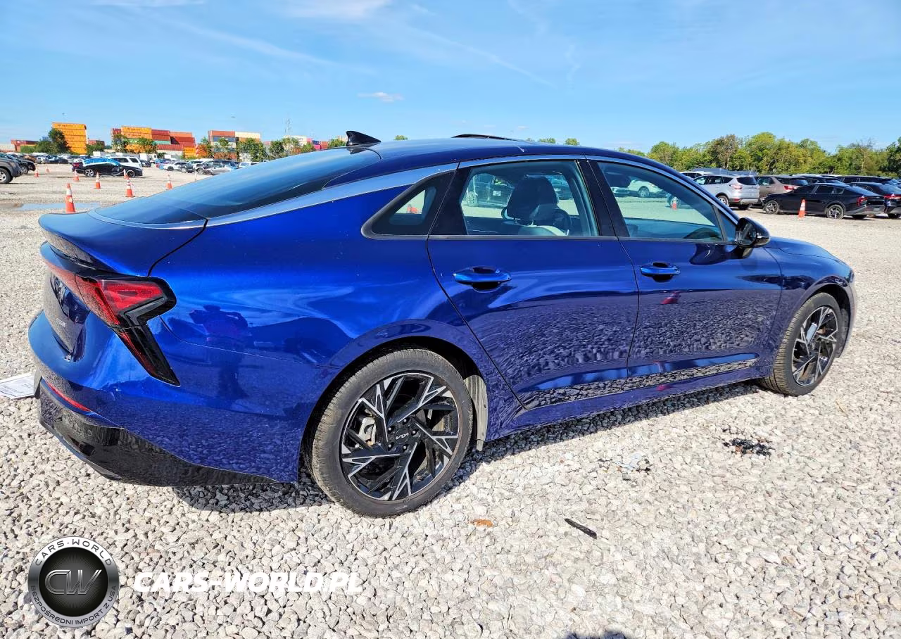 2025 Kia K5 Gt Line VIN:KNAG64J78S5373810 - 3