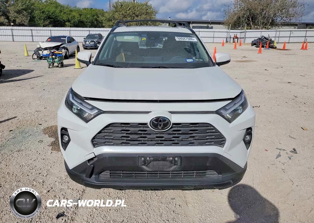 2023 Toyota Rav4 Xle Premium VIN:JTMC1RFV2PD101710 - 5