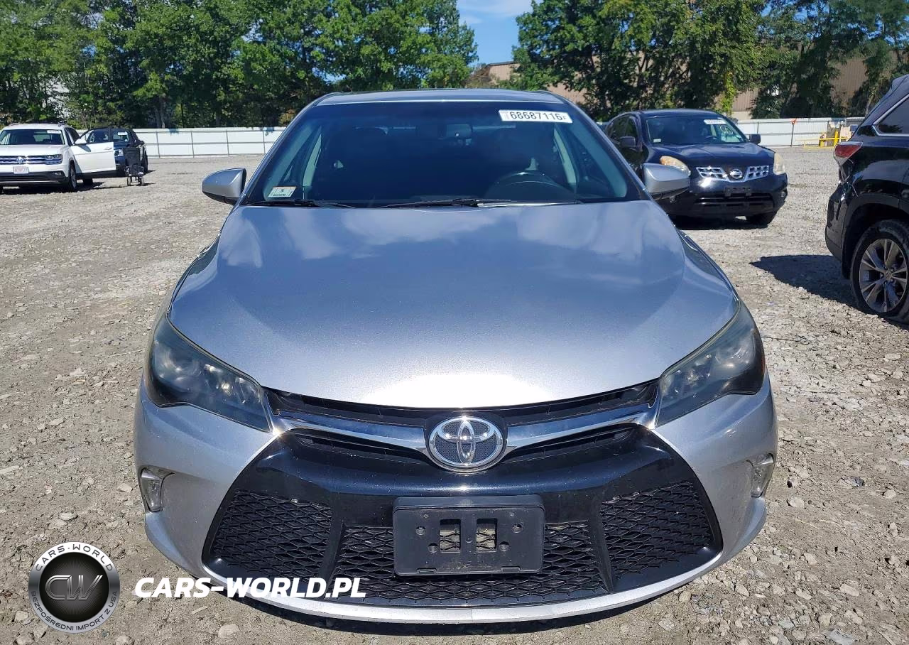 2015 Toyota Camry Xse V6 VIN:4T1BK1FK9FU565538 - 5