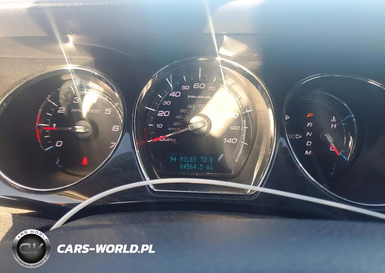 2011 Ford Taurus Limited VIN:1FAHP2FW2BG104639 - 9