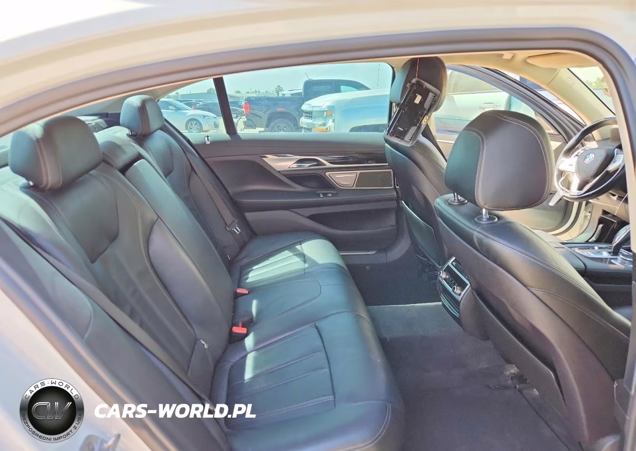 2018 BMW 740 I VIN:WBA7E2C57JG742758 - 10