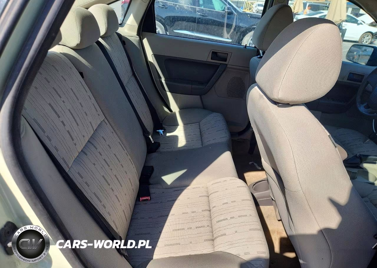 2010 Ford Focus Se VIN:1FAHP3FN0AW115320 - 10