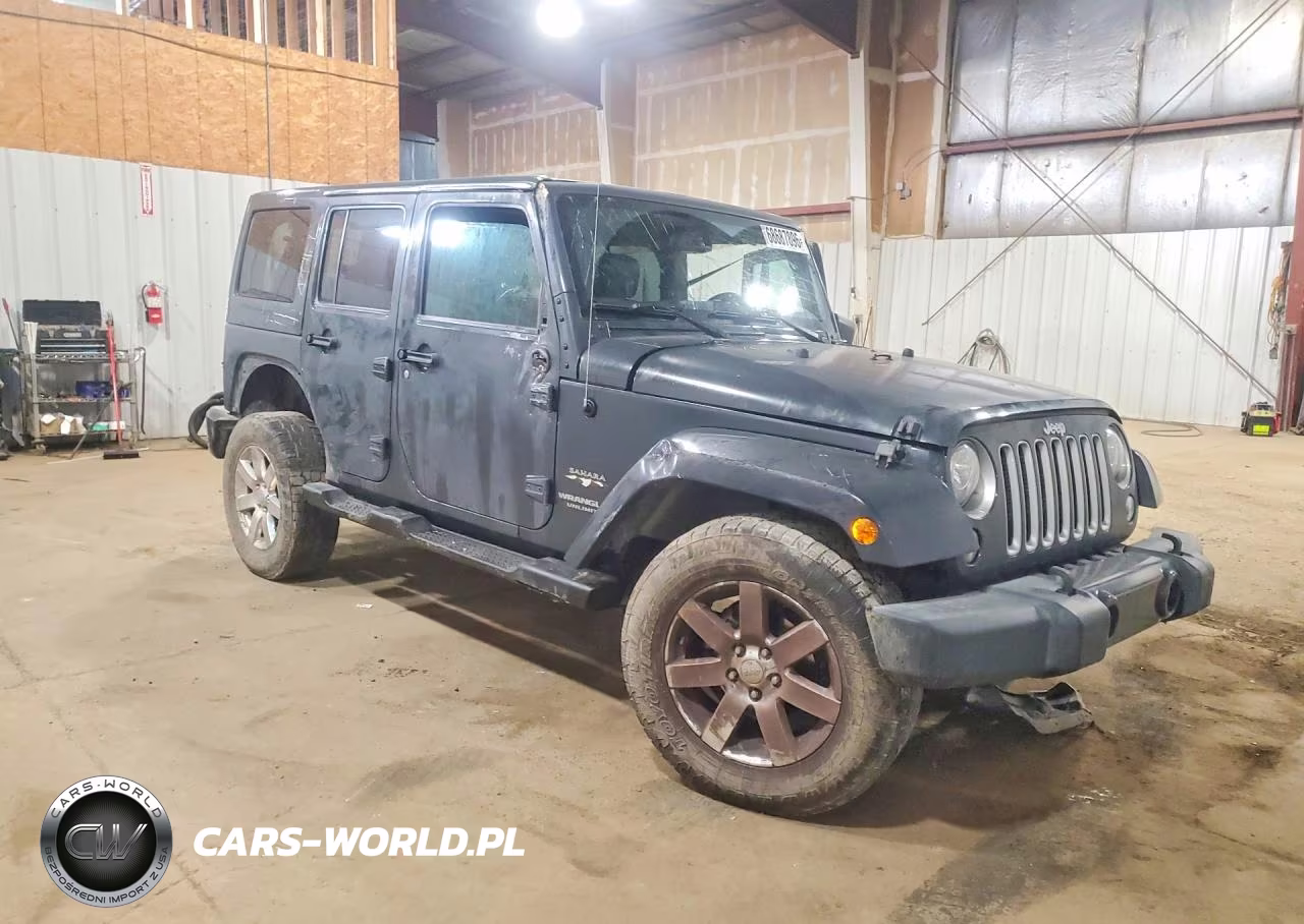 2017 Jeep Wrangler Unlimited Sahara VIN:1C4BJWEG4HL681644 - 4