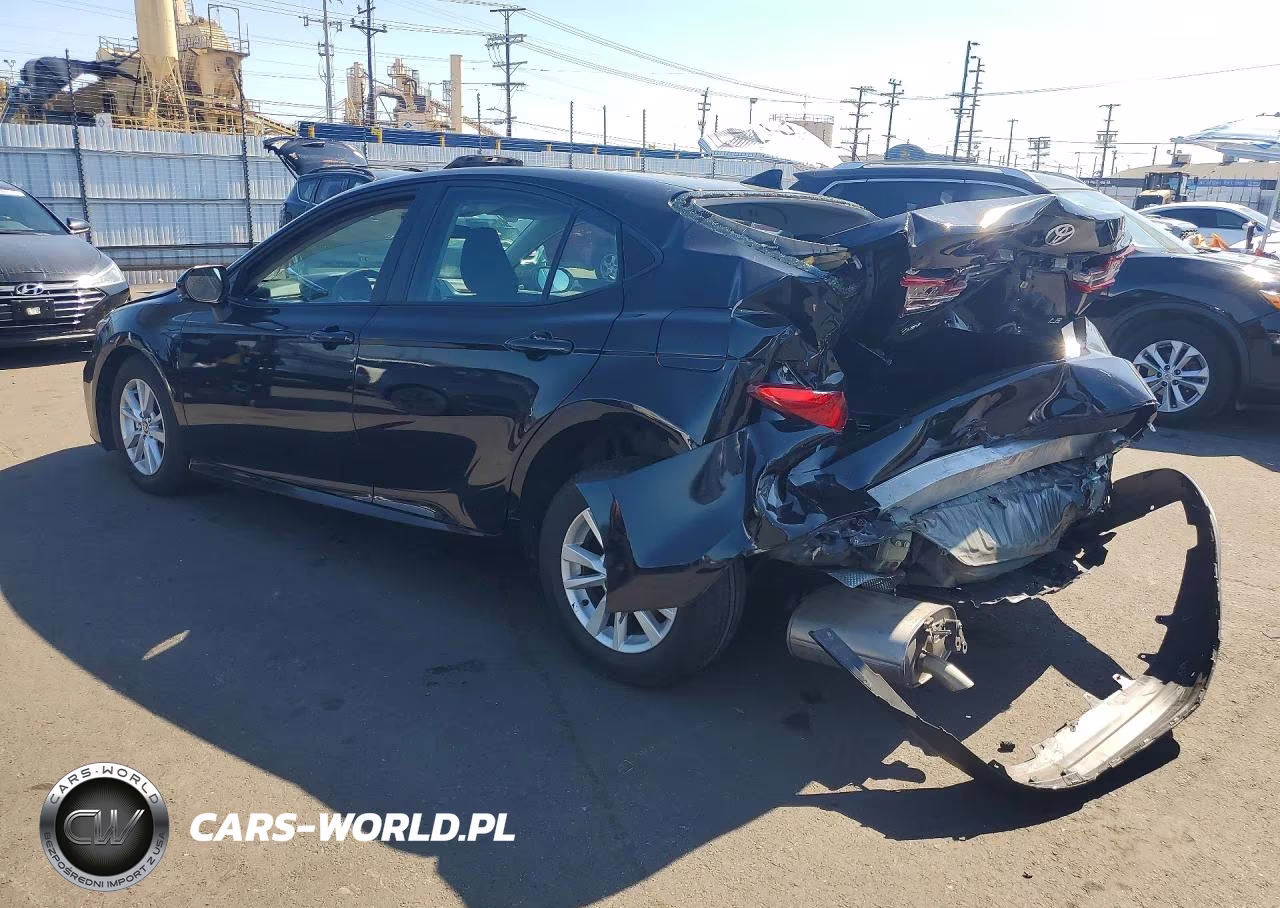 2025 Toyota Camry Le VIN:4T1DAACK8SU018982 - 2