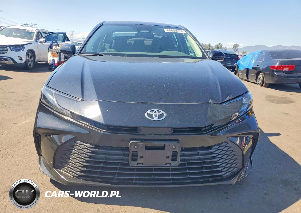 2025 Toyota Camry Le VIN:4T1DAACK8SU018982 - 5