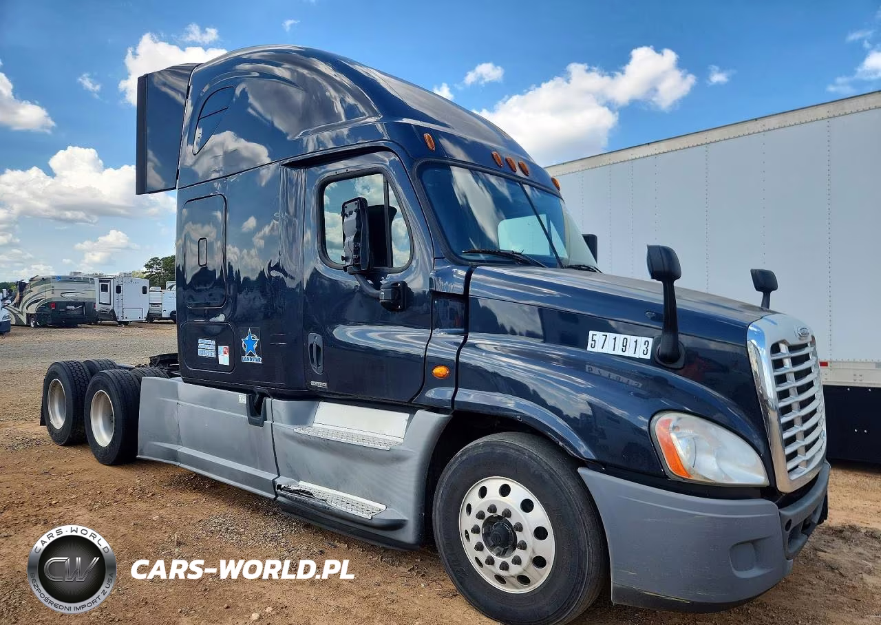 2018 Freightliner Cascadia 125 Semi Truck VIN:3AKJGLDR6JDJK3975 - 4