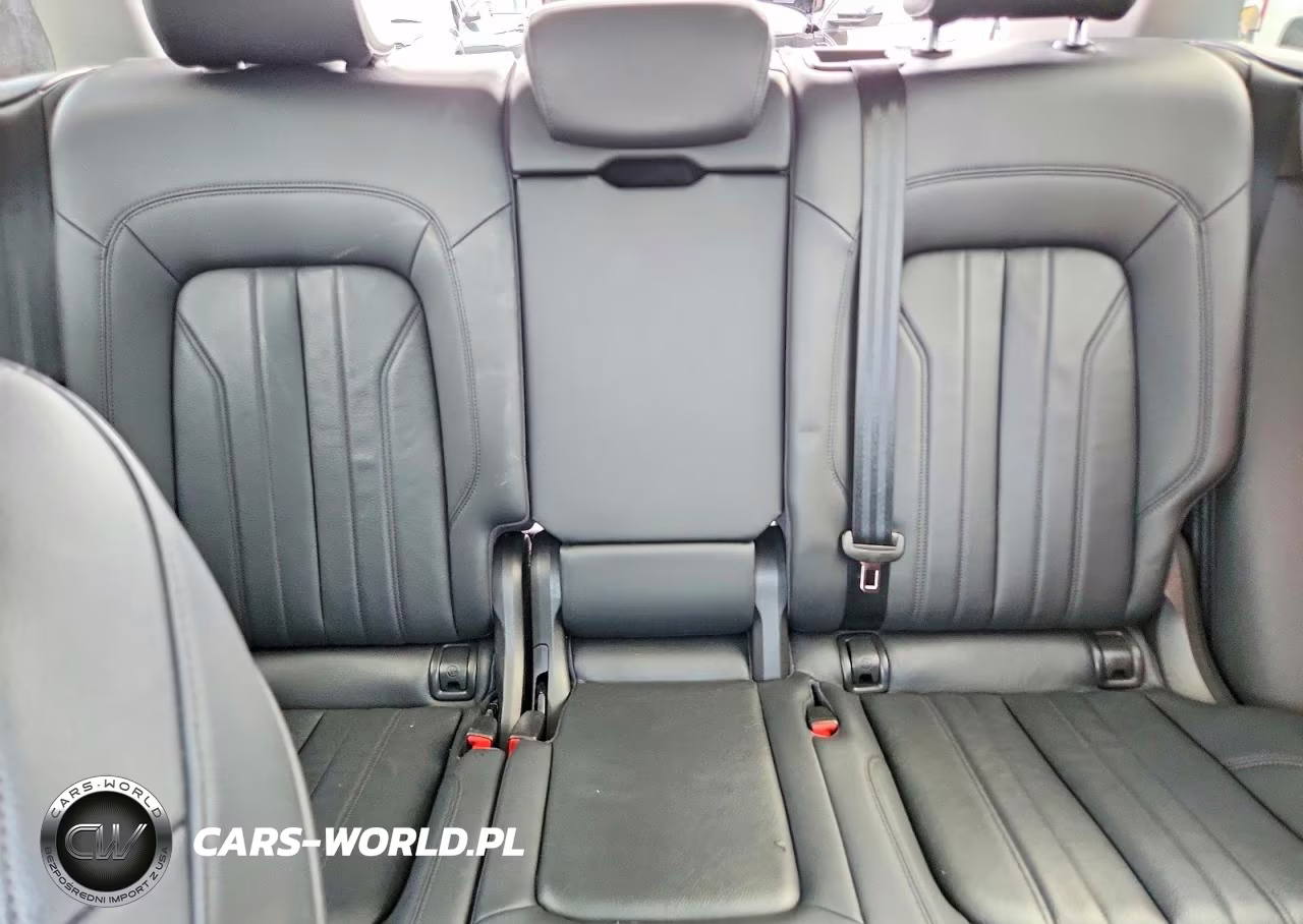 2018 Audi Q5 Premium Plus VIN:WA1BNAFY1J2033778 - 10