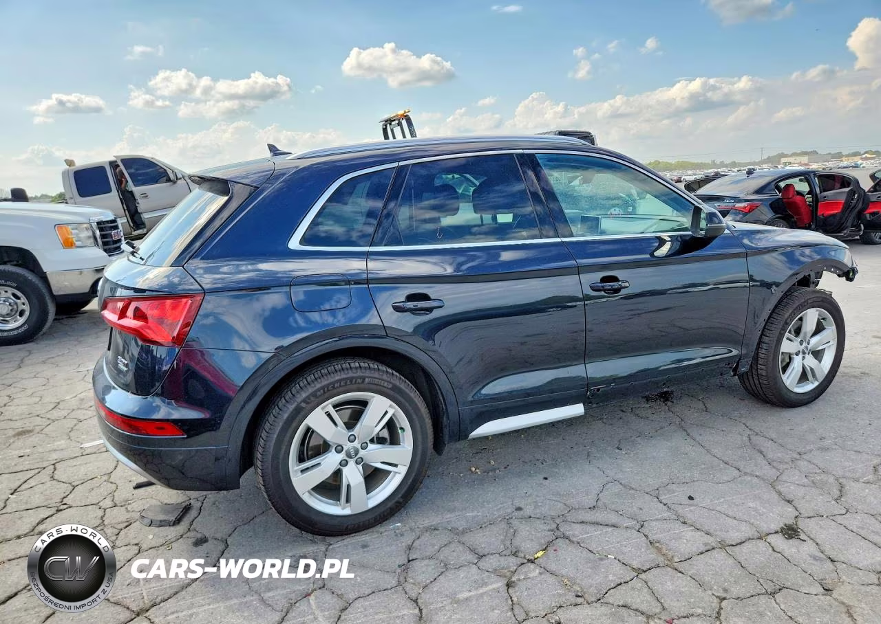2018 Audi Q5 Premium Plus VIN:WA1BNAFY1J2033778 - 3